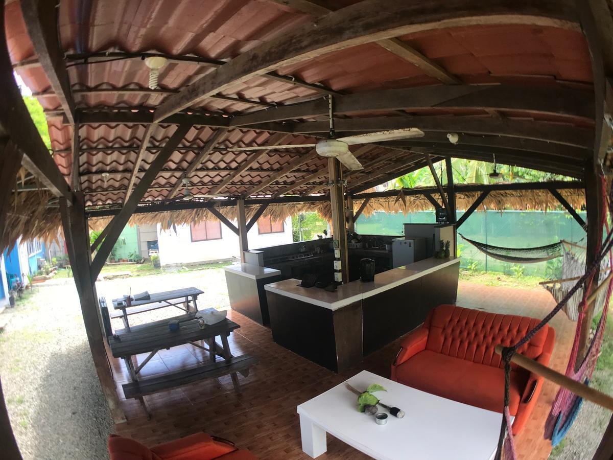 Hotel One Love Puerto Viejo Puerto Viejo de Talamanca Exterior foto